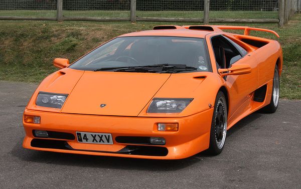Lamborghini Diablo - 1990