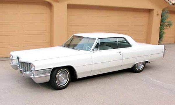 Cadillac Coupe DeVille - 1965