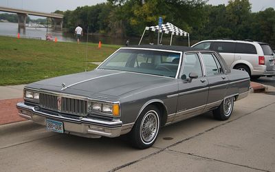 Pontiac Parisienne - 1983
