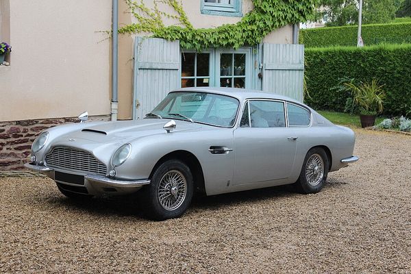 Aston Martin DB6 - 1965