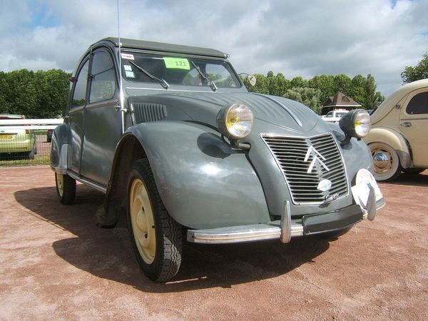 Citroen 2CV - 1949