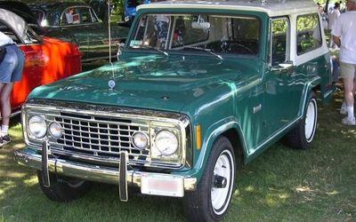 Jeep Jeepster - 1971 [ C-104 ]