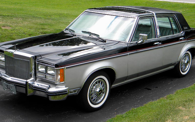 Lincoln Versailles - 1977