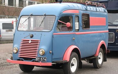 Renault Goélette - 1947