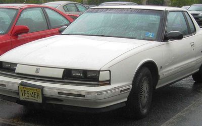 Oldsmobile Toronado - 1985