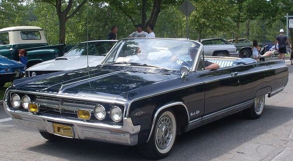 Oldsmobile 89 - 1961