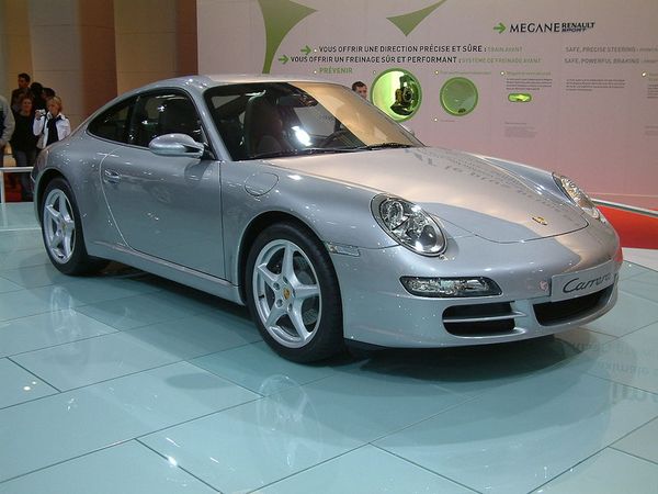 Porsche 911 - 2004 [ 997 ]