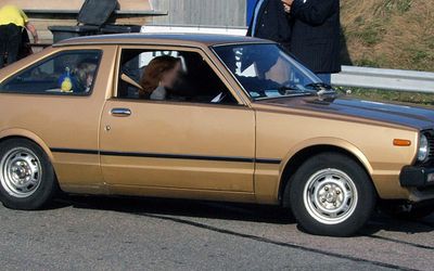 Datsun Cherry - 1977