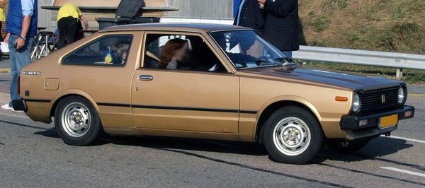 Datsun Cherry - 1977