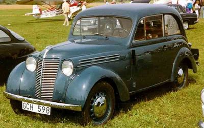 Renault Juvaquatre - 1937