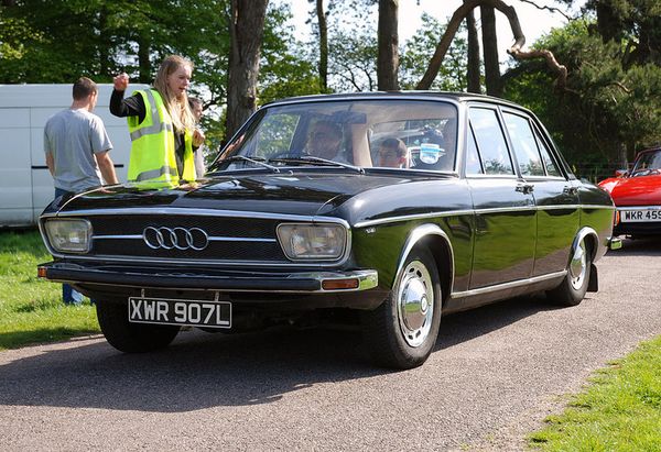 Audi 100 - 1968 [ C1 ]