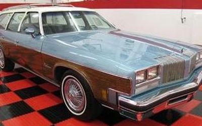 Oldsmobile Vista Cruiser - 1973