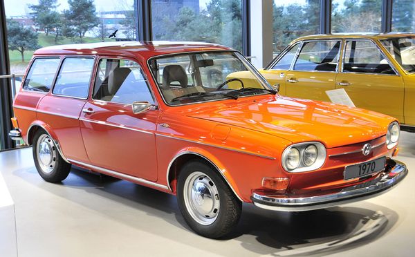 Volkswagen 411 - 1968 [ Typ 4 ]