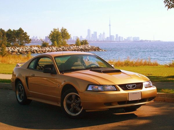 Ford Mustang - 1994