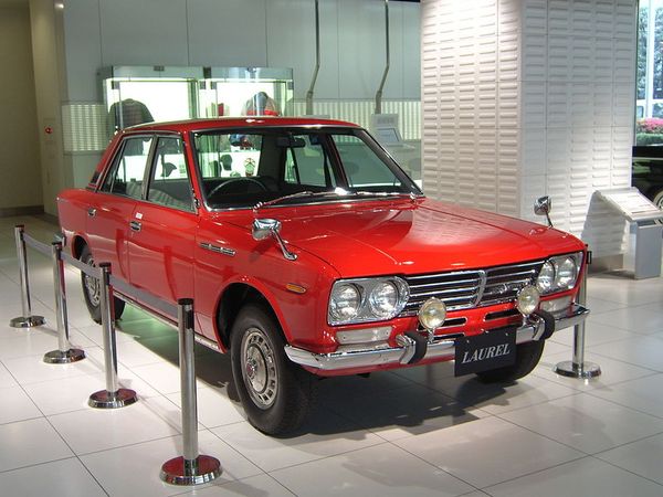 Datsun Laurel - 1968