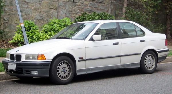 BMW 3er - 1990 [ E36 ]