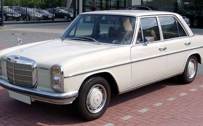 Mercedes-Benz 200 - 1967 [ W114 ]