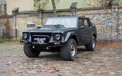 Lamborghini LM002 - 1986