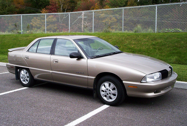 Oldsmobile Achieva - 1992