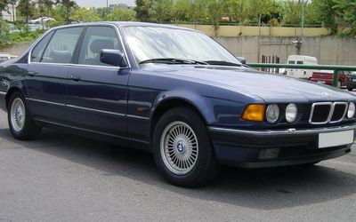 BMW 7er - 1986 [ E32 ]