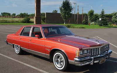 Pontiac Bonneville VI - 1977