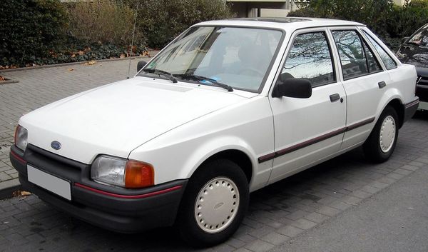 Ford Escort - 1986