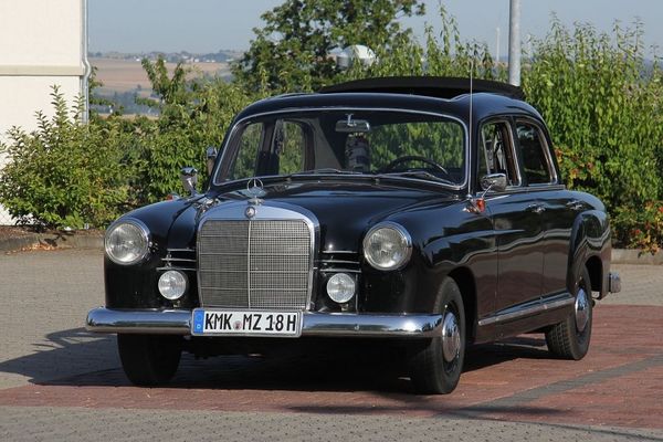 Mercedes-Benz 180 - 1953 [ W120 ]