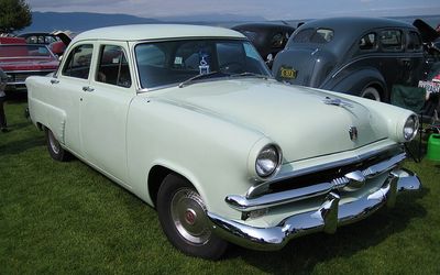 Ford Mainline - 1952