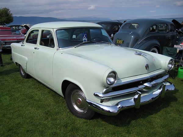 Ford Mainline - 1952