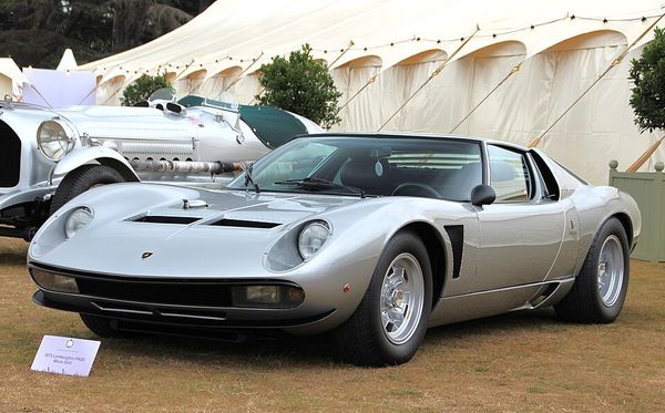 Lamborghini Miura - 1966