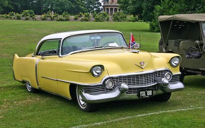 Cadillac Coupe DeVille - 1954