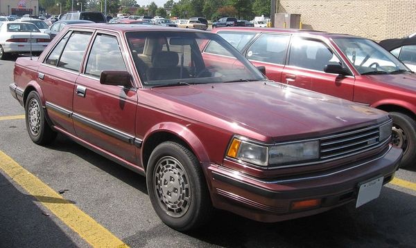 Datsun Maxima - 1984