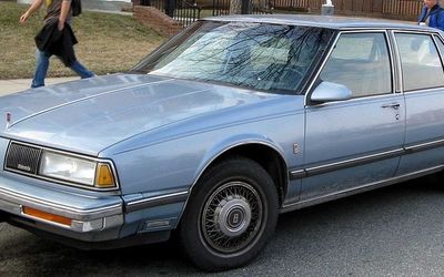 Oldsmobile 88 - 1986