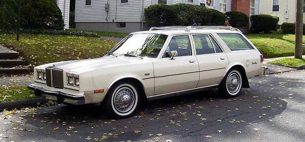CHRYSLER LeBaron - 1977