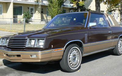 DODGE 400 - 1982