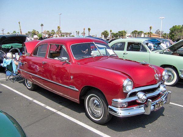 Ford Custom (1949–1951) - 1949