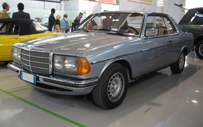 Mercedes-Benz 230 C - 1975 [ C123 ]