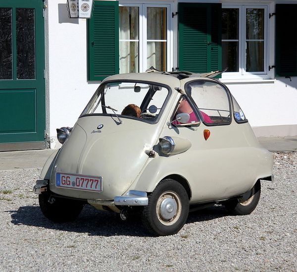 BMW Isetta - 1955