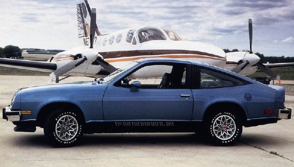 Pontiac Sunbird - 1976