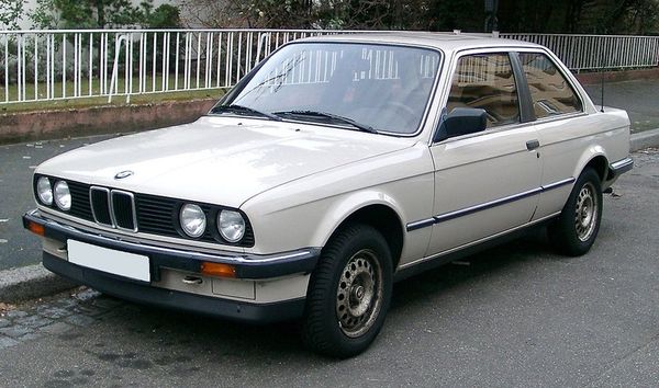 BMW 3er - 1982 [ E30 ]