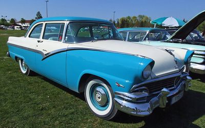 Ford Fairlane (1955–1961) - 1955