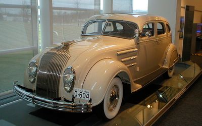 CHRYSLER Airflow - 1934