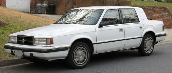 CHRYSLER Dynasty - 1988