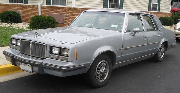 Pontiac Bonneville VII - 1982