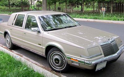 CHRYSLER Imperial - 1990