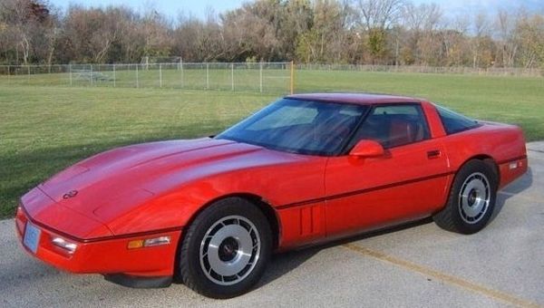 Chevrolet Corvette C4 - 1983