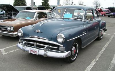 Plymouth Cranbrook - 1951