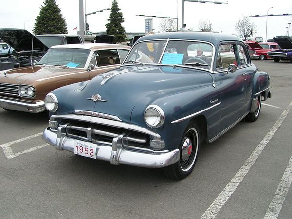 Plymouth Cranbrook - 1951