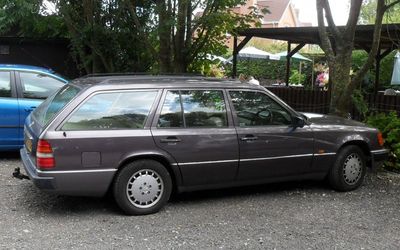 Mercedes-Benz E-Klasse - 1984 [ S124 ]