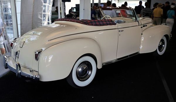 CHRYSLER New Yorker - 1940